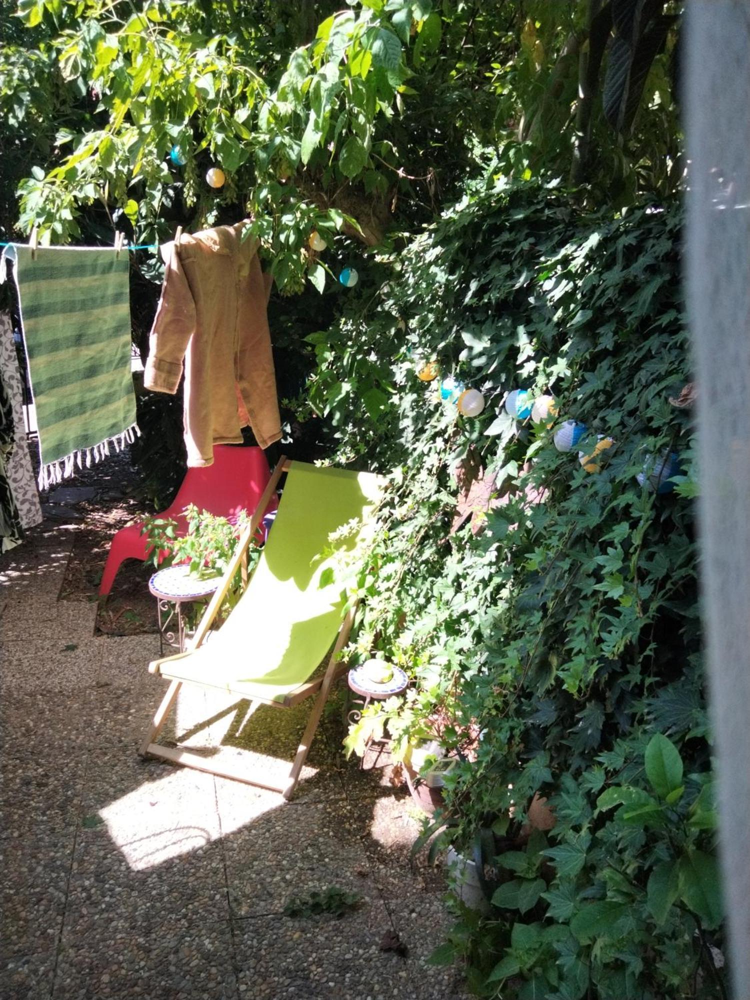Joli Studio Avec Jardinet Avignon Eksteriør bilde
